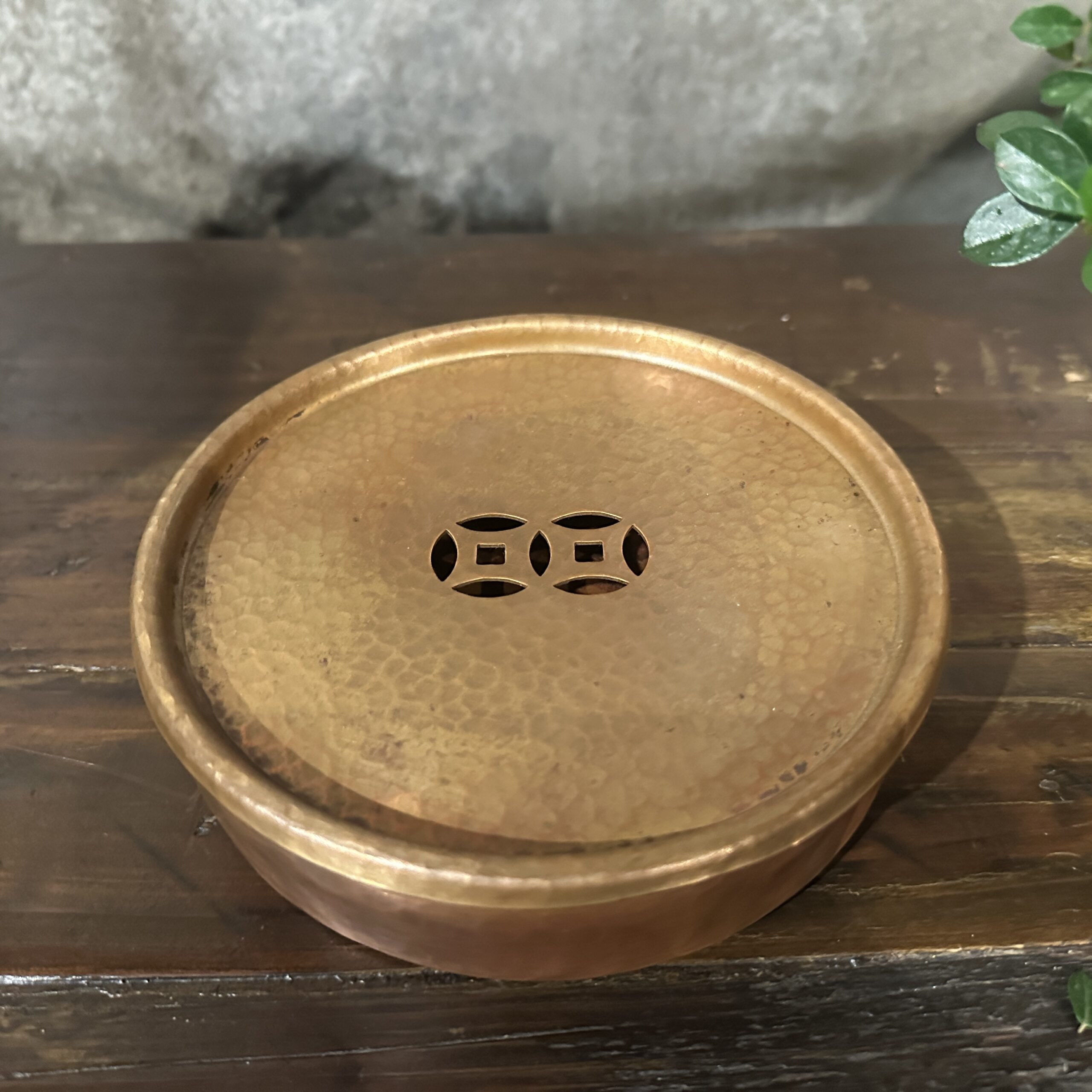銅茶盤