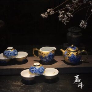 法華彩鎏金青花牡丹茶具組