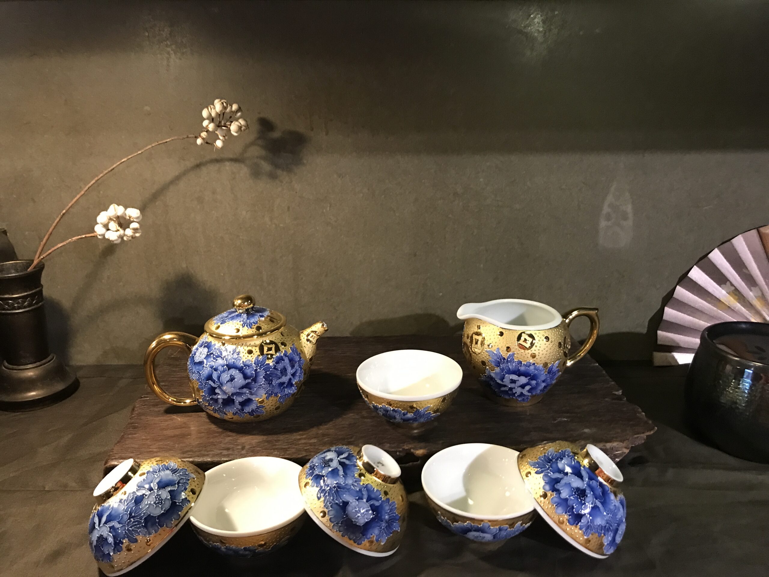 法華彩鎏金青花牡丹茶具組:圖片 5