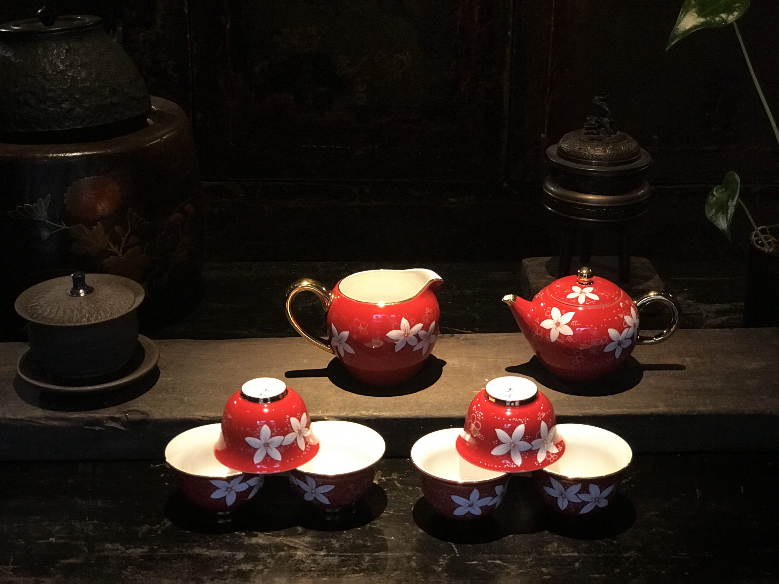 桐花紅釉金彩敬茶茶具組:圖片 4