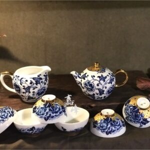 法華彩半鎏金青花牡丹茶具組